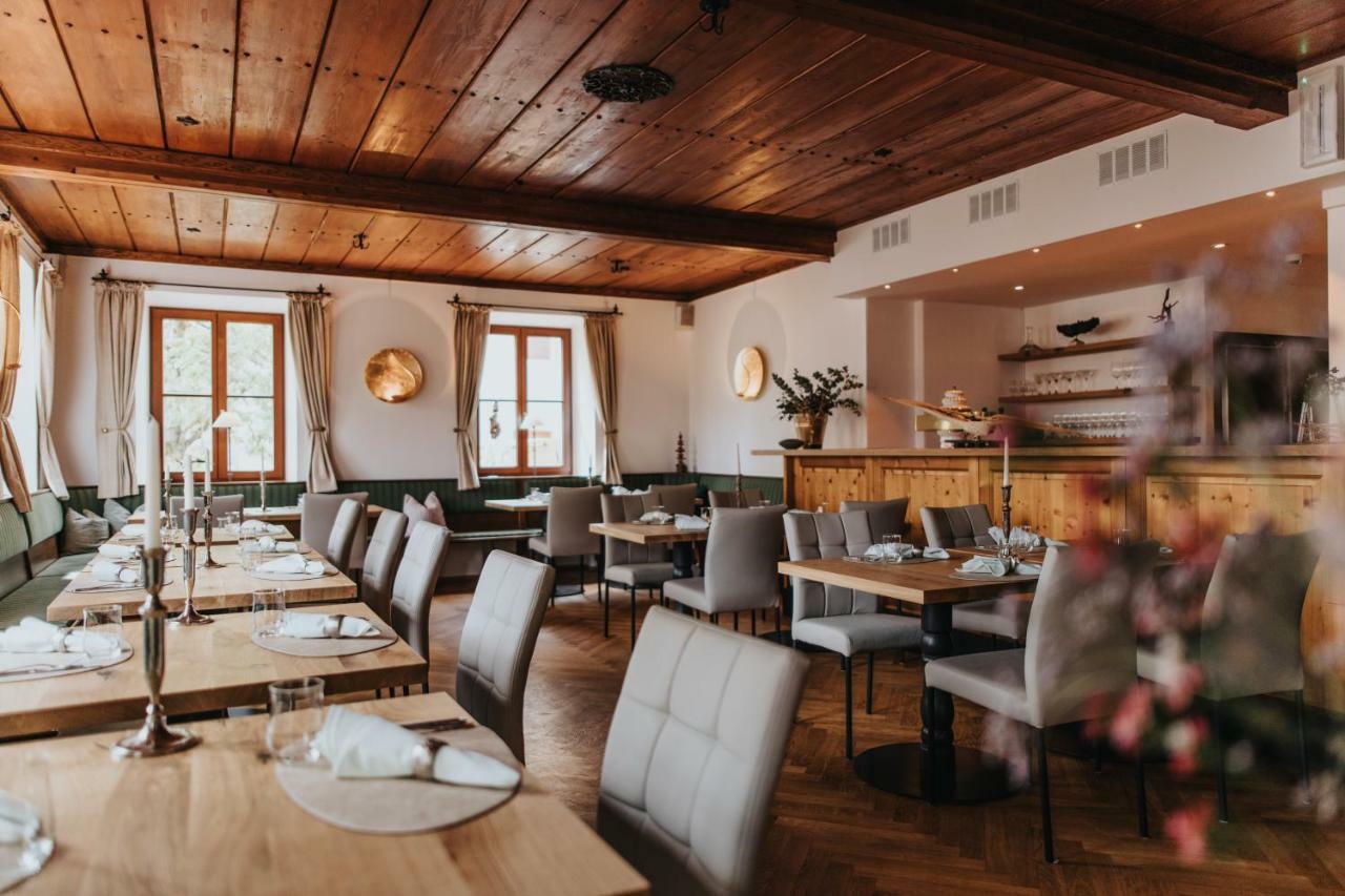 Angermuehle Landgasthof Altenmarkt an der Alz Esterno foto